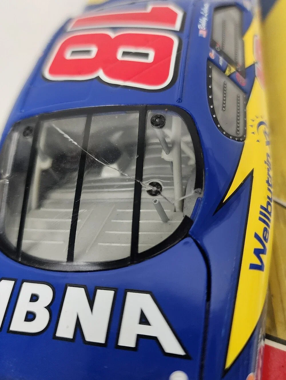 Bobby Labonte '04 Action #18 Die-Cast Race Car Welbutrin Chevy Monte Carlo /3072